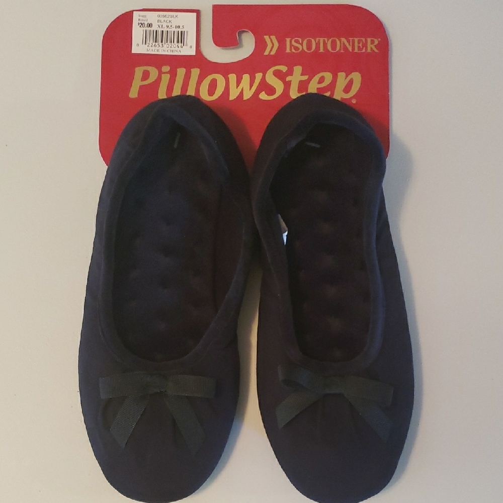 Isotoner PillowStep Slippers with Bow Accent